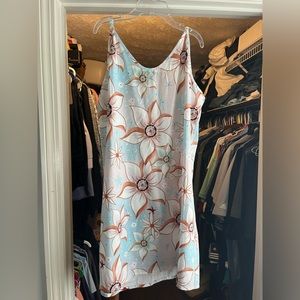 Lovely lightweight tropical dress